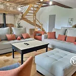 Holiday home Domaine Du Trefle, 12 Personnes