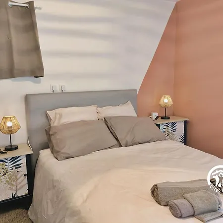 Domaine Du Trefle, 12 Personnes Casa de Férias