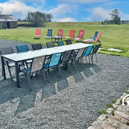 Domaine Du Trefle, 12 Personnes Casa de Férias