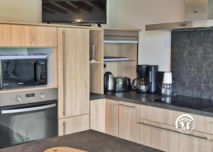 Domaine Du Trefle, 12 Personnes 度假居 Bannes (Mayenne)